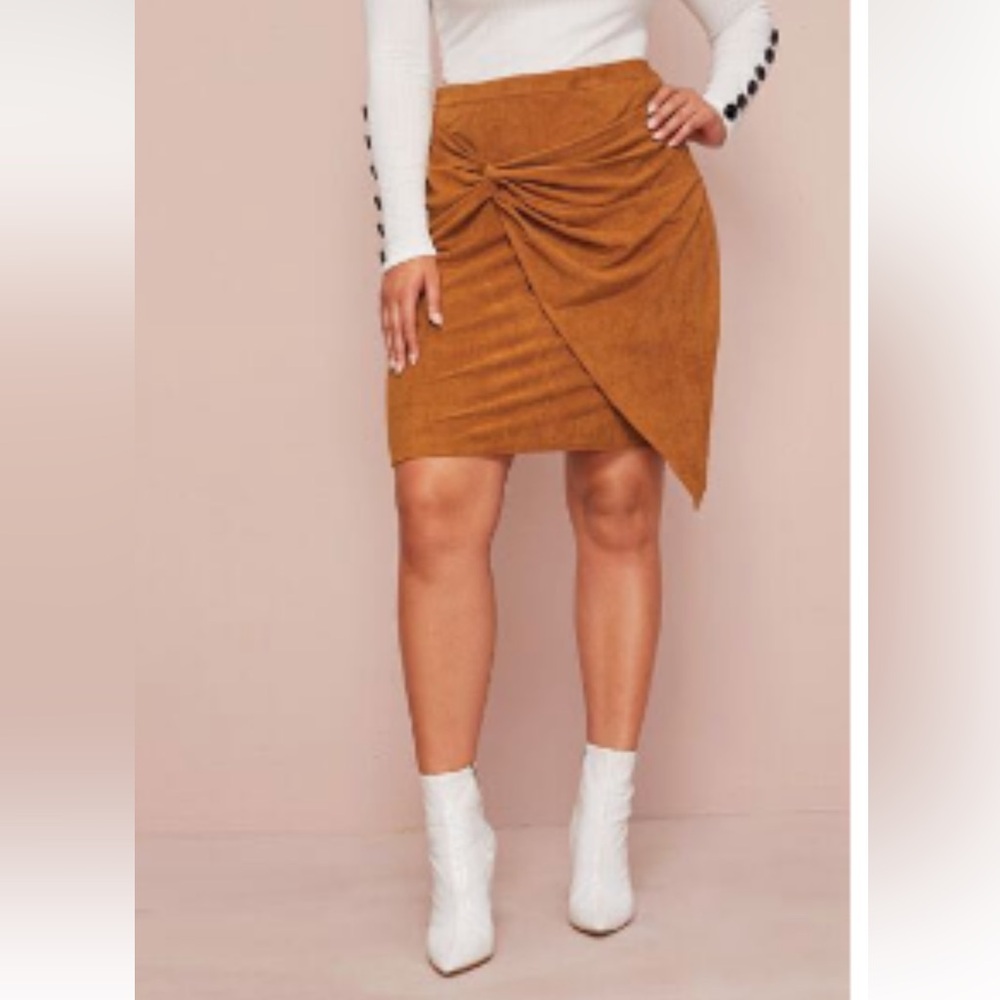 Asymmetrical Twist Front Plus Size Suede Skirt